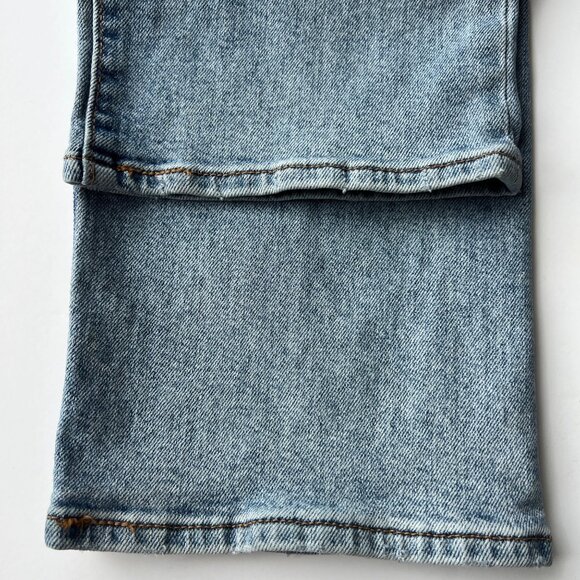 Levis Wedgie Straight Leg Distressed High-Waisted Jeans Womens Size 31X30 - Picture 6 of 12